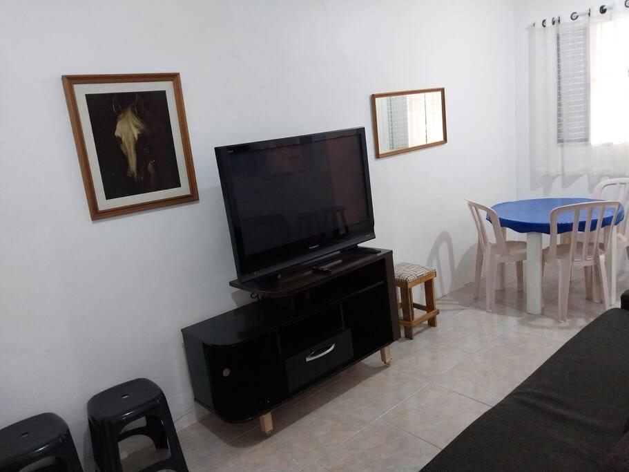 Casa A 5 Minutos A Pe Da Da Enseada! Holiday home