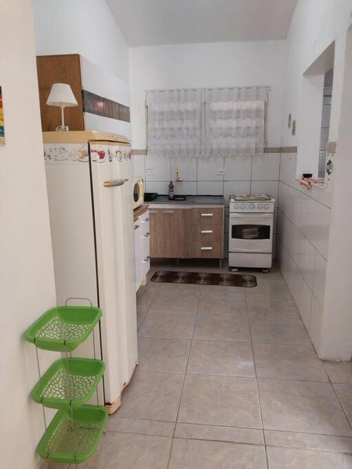 Casa A 5 Minutos A Pe Da Da Enseada! *